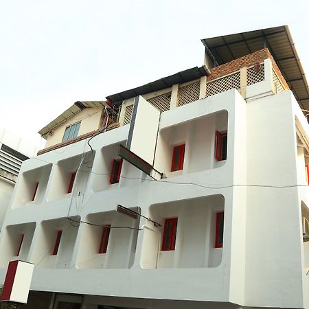 Oyo 6712 Hotel Malabar House Kochi 外观 照片